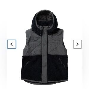 Free People Adventure Awaits Fleece Vest (M)